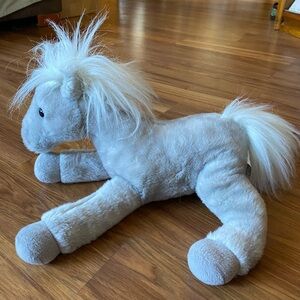 Wells Fargo Shamrock Legendary Plush Pony, Collectible